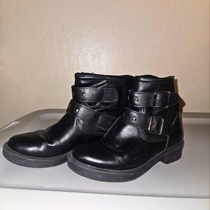 Black low calf/ankle flat boots with stud buckle detailing